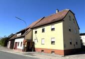 zwei Häuser mit Scheune und Garten - Zweifamilienhaus mit Scheune, Schuppen Garage und idyllischem Garten