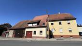 Ansicht Süden - 8 Zimmer Mehrfamilienhaus, Wohnhaus in Leutershausen
