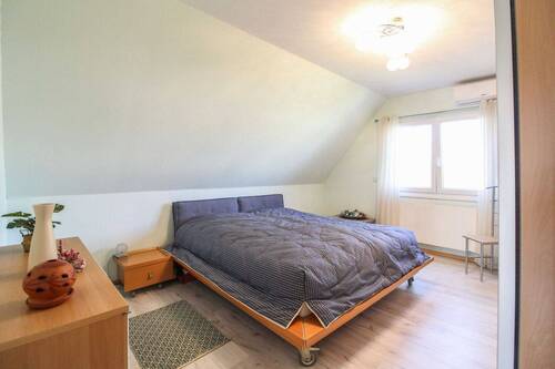 Schlafzimmer 1 DG - 
