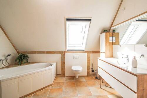 Badezimmer DG - 