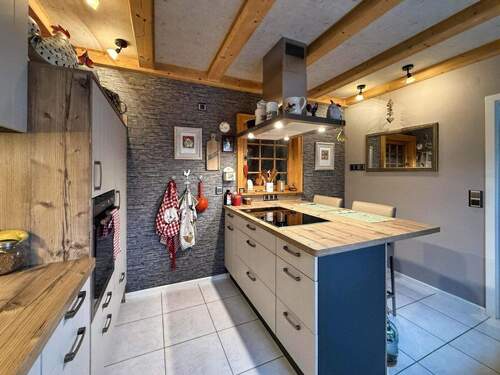 Küche EG - 1 Zimmer Mehrfamilienhaus, Wohnhaus in Biberach