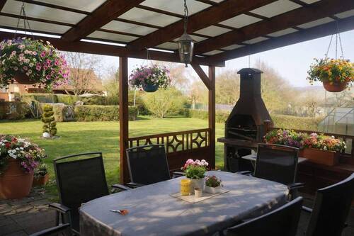 Terrasse - 1 Zimmer Mehrfamilienhaus, Wohnhaus in Ortsteil Bakede