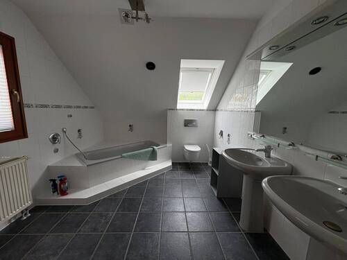 Badezimmer DG - 