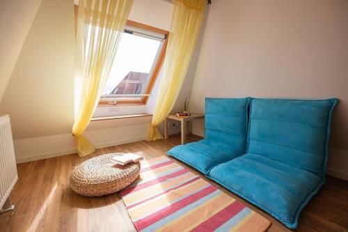 Schlafzimmer mit Leseecke - 