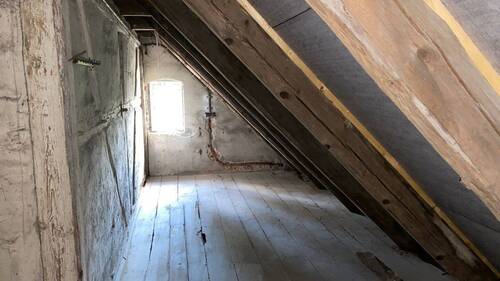 Dachgeschoss unausgebaut - 