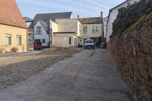 Titelbild - Seltene Chance: Einfamilienhaus mit zusätzlichem Bauplatz in Feudenheim