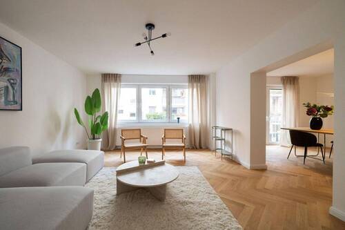Wohn- und Essbereich - Etagenwohnung mit 90,00 m&sup2; in Frankfurt zum Kaufen