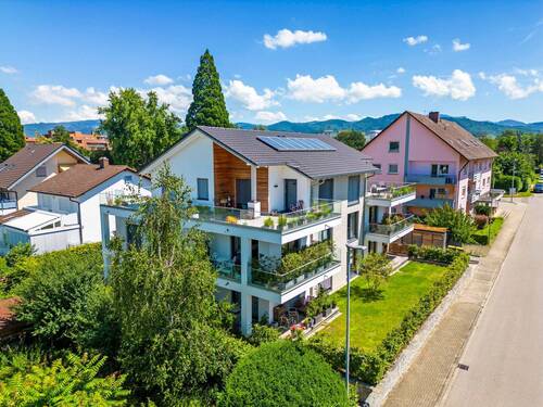 Seitenansicht - Stilvolles Wohnen mit 2 großen Terrassen