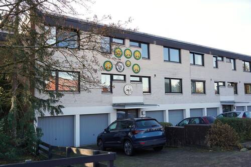 gepflegte Wohnanlage in Burgdorf - * Eigentumswohnung mit Garage in Burgdorf * - 2-Zi.-Wohnung mit Loggia im 1. Obergeschoss
