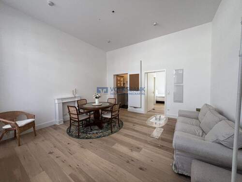 Blick der Eingangstür - 2 Zimmer Etagenwohnung zum Kaufen in Heidelberg