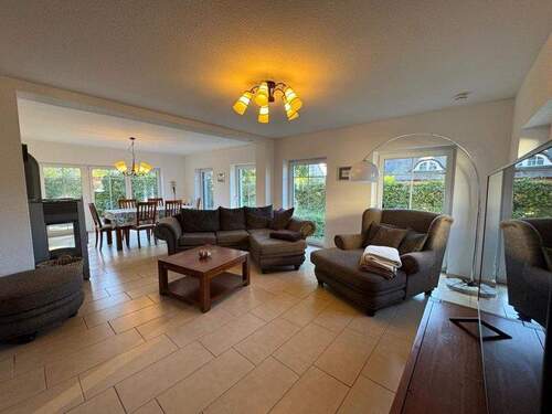 WhatsApp Image 2025-09-24 at 12.24.32 - 