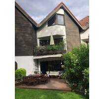 Attraktives und gepflegtes 6-Zimmer-Reihenhaus in Wiesbaden Aukamm