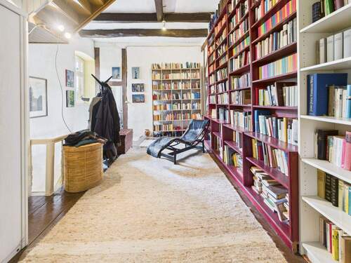 Flur OG (Haupthaus) - 