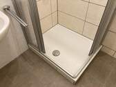 Bad mit Dusche - 