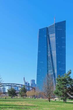 Direkt vor Ihrer Haustür - 