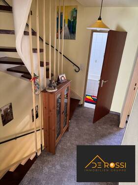 Im ersten OG - 4 Zimmer Reihenmittelhaus zum Kaufen in Nürnberg