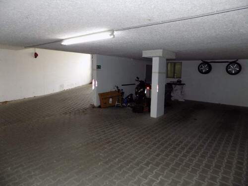 1806 TG Blick zur Ausfahrt .jpg - 