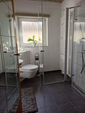 Duschbad mit Bodenablauf - 