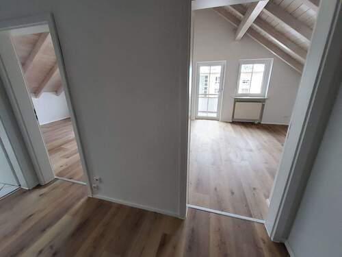 Flur - Blick in die Zimmer.jpg - 