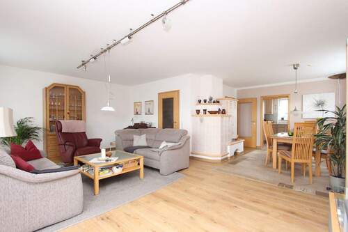 Wohnen.jpeg - 5 Zimmer Doppelhaushälfte zur Miete in Landshut