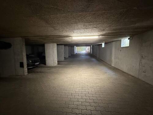 Tiefgarage - 