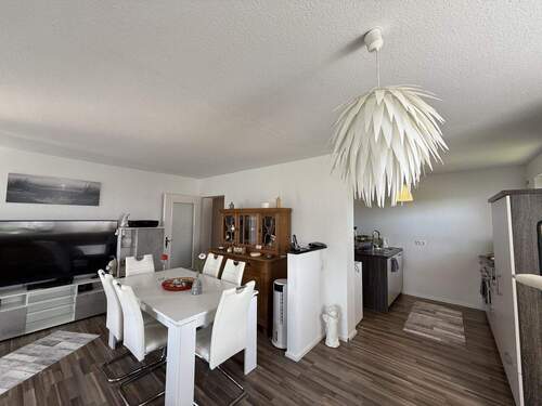 Wohnen/Essen mit offner Küche - 