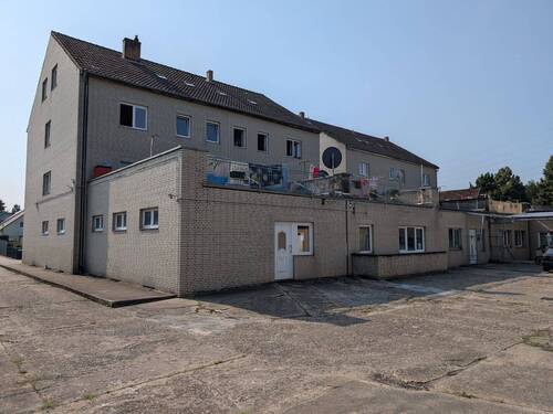 Treppenhaus 2 - Mehrfamilienhaus, Wohnhaus in Bergheim zum Kaufen