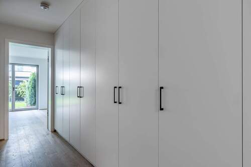 Beispielhafte - Möblierung - 