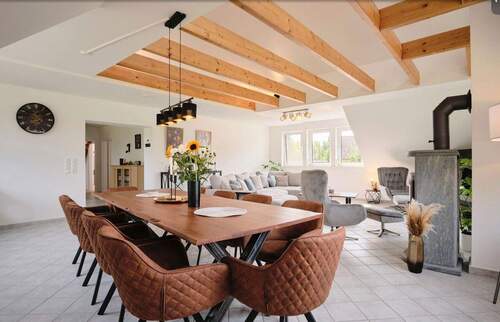 Bild 3 - 6 Zimmer Etagenwohnung in Stuhr