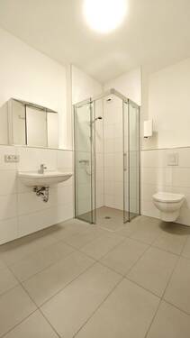 Duschbadezimmer - 