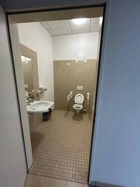 Behinderten WC - 