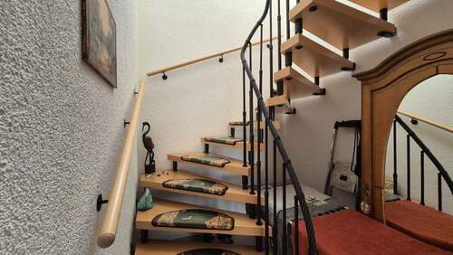 EG - Treppe zum DG - 