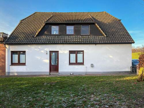 Seitenansicht / Kellerzugang - Mehrfamilienhaus, Wohnhaus mit 326,00 m&sup2; in Berne zum Kaufen