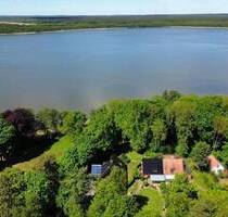 Idyllisches Kleinod mitten im Naturpark am See - Traumhaftes Parkanwesen mit Einfamilien- & Gästehaus, exklusiver Ausstattung, eigenem Seezugang und B - Neu Damerow