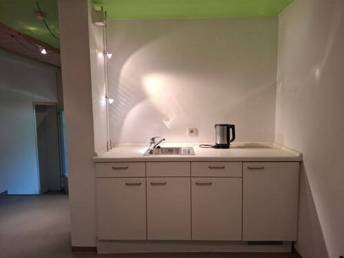 Büro - Nebenraum Küchenzeile.jpg - 
