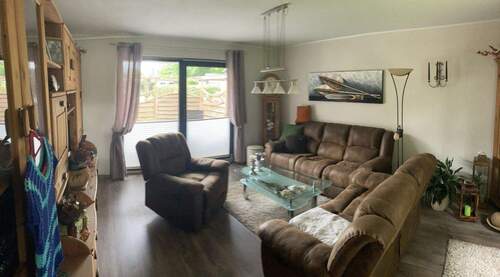 Wohnzimmer - 5 Zimmer Doppelhaushälfte zum Kaufen in Flensburg