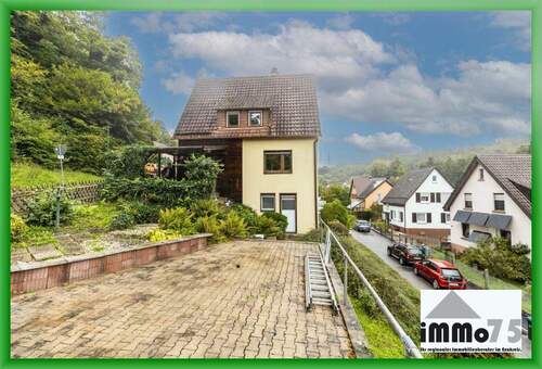 Aussenansicht - das goldige Häusle mit Weitblick - ein Zuhause zum Wohlfühlen in Enzberg