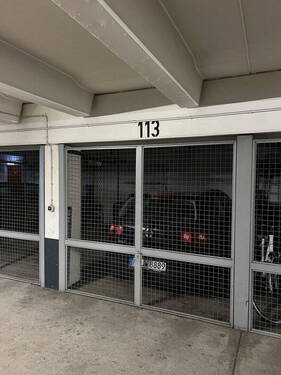 Absperrbarer Einzelstellplatz - 