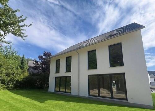 Bild 1 - Architektonisch überzeugendes Doppelhaus - Neubau mit offener Grundrisslösung