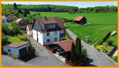 Blick auf das Haus - Mehrfamilienhaus, Wohnhaus mit 193,00 m² in Schwalmtal zum Kaufen