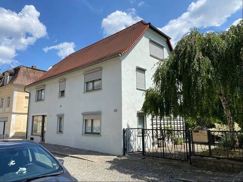 Südwestansicht - Rüstige Immobilie sucht neue Familie !