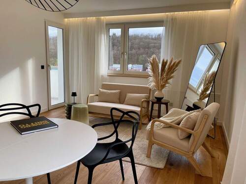 Wohn-/Esszimmer - 3 Zimmer Etagenwohnung zum Kaufen in Stuttgart