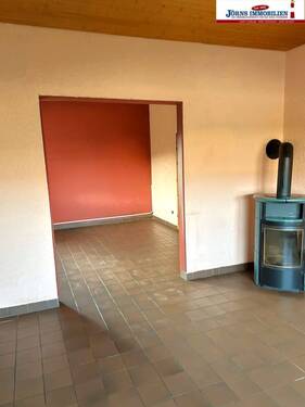 WZ mit Kaminofen - 