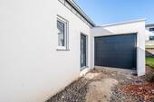 18374 Garage - 