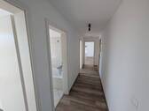 Flur2 - Etagenwohnung mit 53,90 m&sup2; in Zwenkau zur Miete