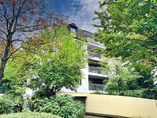 Straßenansicht - Etagenwohnung mit 126,40 m² in Wiesbaden zum Kaufen