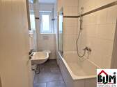 Bad - 3 Zimmer Etagenwohnung in Nürnberg