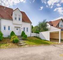 Geräumige Doppelhaushälfte mit Kamin, Echtholzdielen und großem Garten zu verkaufen - Mainburg Aufhausen