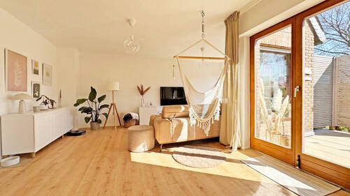 Wohnzimmer im Erdgeschoss - 