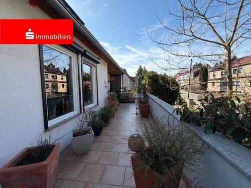 Terrasse - Einfamilienhaus mit 100,00 m&sup2; in Dachwig zum Kaufen
